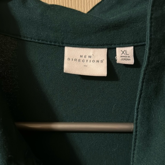 XL Green New directions Button down - Picture 1 of 3